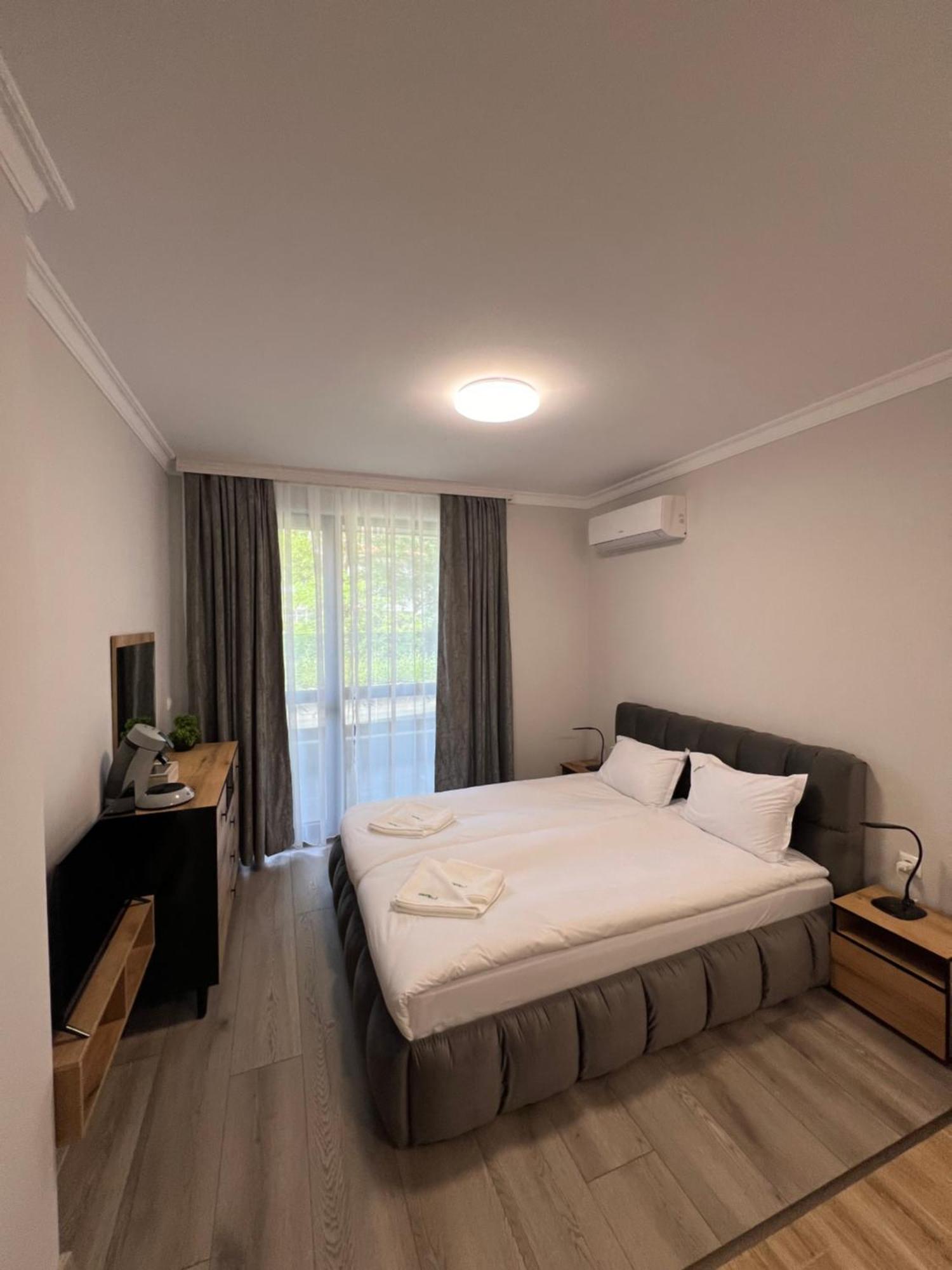 Green Park Apartments And Rooms For Guests Асеновград Екстер'єр фото